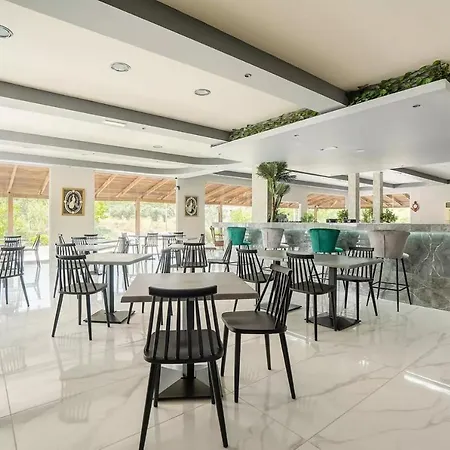 Sotirakis Hotel 2*